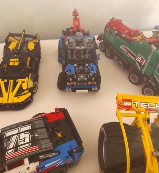 Lego Fahrzeug Modell in Schussenried