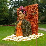 mexikanische Malerin im Schlossgarten