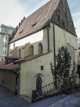 Alte-Synagoga-in-Prag