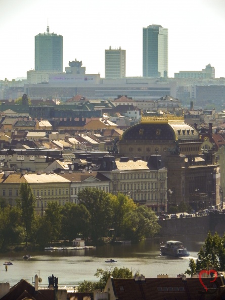 Blick-auf-Prag-von-Prager-Burg-03.jpg