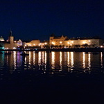 Fluß in Prag bei Nacht