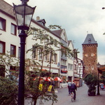 Marktstrasse mit Blick auf die alte Burg