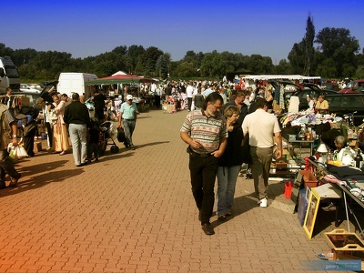Besucher auf dem Markt Bilderrahmen