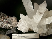 Welt der Kristalle -- Gips Selenit im Museum Welt der Kristalle in Dietingen in Baden Würtemberg