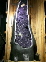 Amethyst Drüse im Museum Welt der Kristalle in Dietingen in Baden Würtemberg
(klick für Vollbild)