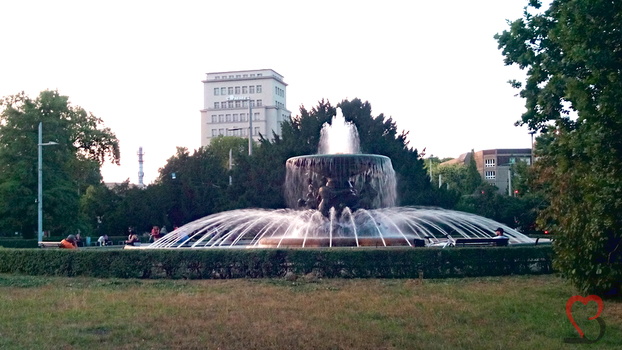 Brunnen am Albertplatz