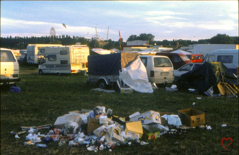 20012.jpg