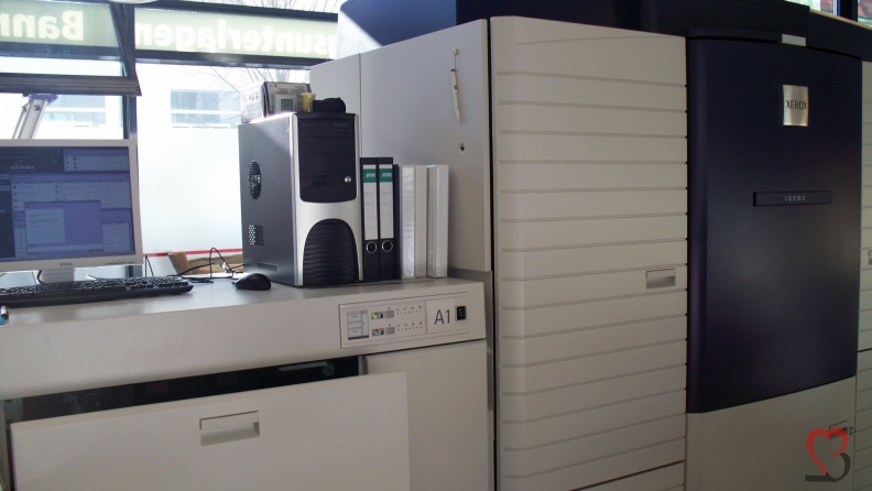 xerox-digitaldruckmaschine-f__r-grossauflagen-in-cmyk_sw.JPG