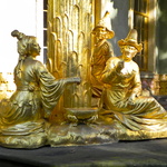 Goldene Statue