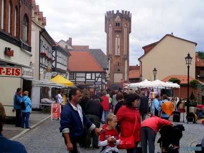 Burgfest Burgturm mit Besucher