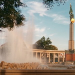 Brunnen am Heldendenkmal in Wien