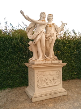 Statuen im Garten von Belvedere