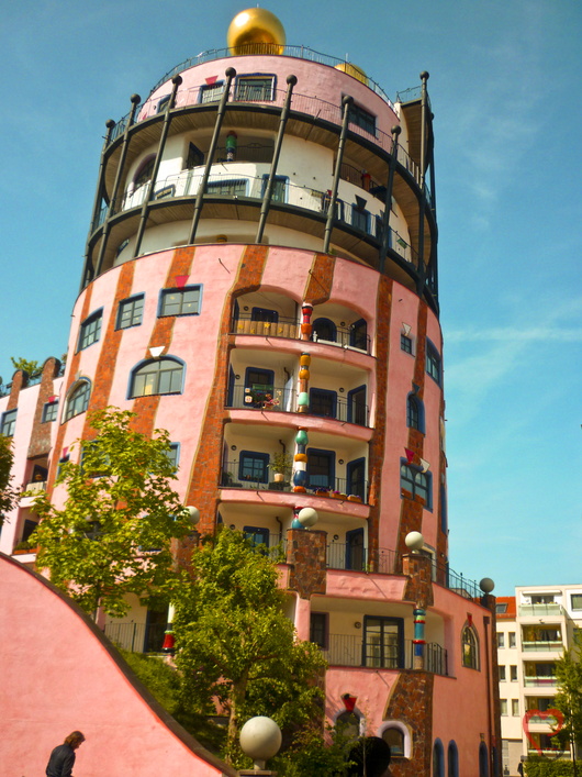 Jahrhundertwasserhaus