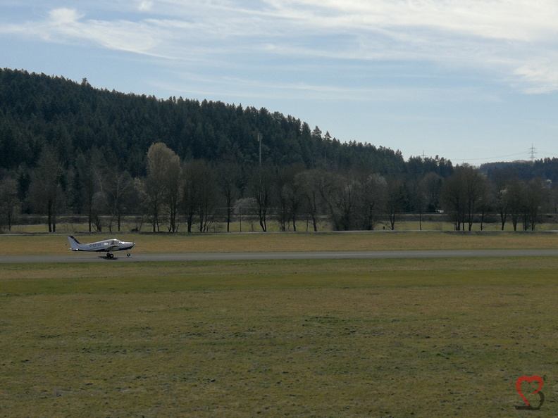 Das Internationale Luftfahrtmuseum in Villingen-Schwenningen, Baden-Württemberg, Deutschland. Das Museum wurde am 28. Mai 1988 von Manfred Pflumm eröffnet, der bereits seit vielen Jahren Flugzeuge für andere Museen restauriert und gebaut hatte. Im Museum sind über 50 Flugzeuge ausgestellt, darunter Starrflügler, Hubschrauber und Flugmotoren. Die Sammlung umfasst auch 350 Modellflugzeuge im 1:1 Maßstab die teils flugfähig sind. Die Exponate sind in einem Hangar untergebracht, andere Ausstellungsstücke befinden sich im Freien. Die Besucher des Museums können eine Vielzahl von Flugzeugen besichtigen, darunter die Antonov An-2, die Aero L-60 Brigadýr und die Braunschweig LF-1 Zaunkönig. schwenningen-internationales-luftfahrtmuseum6.jpg
