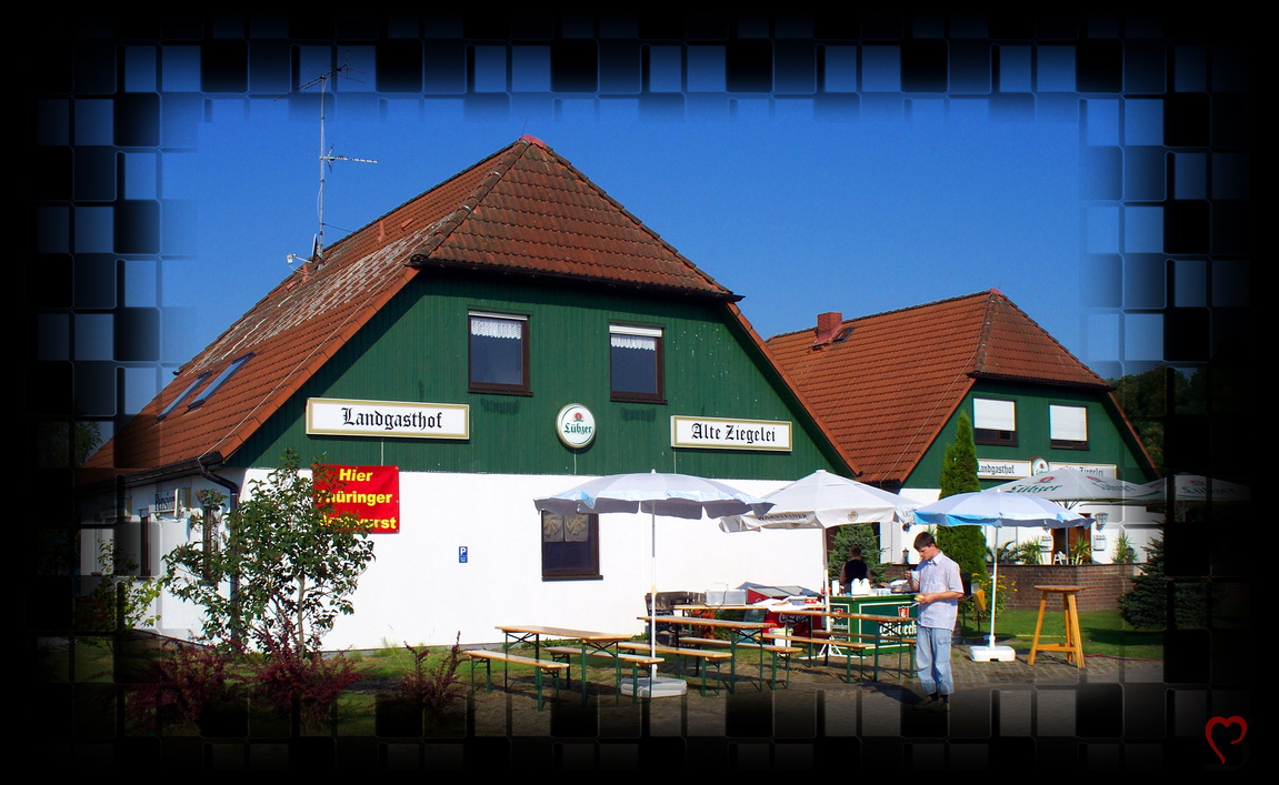 Wiesenflohmarkt mit Restaurant