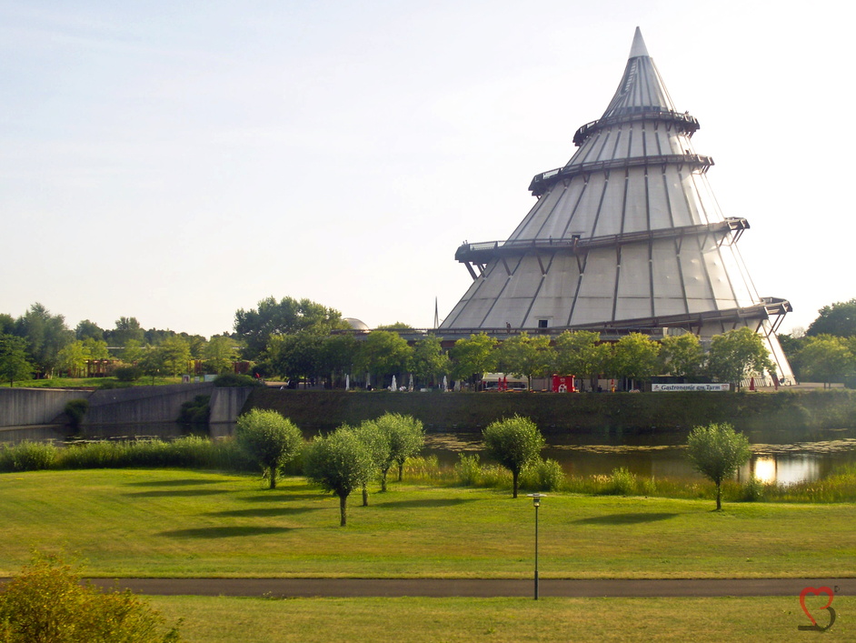 Jahrtausendturm