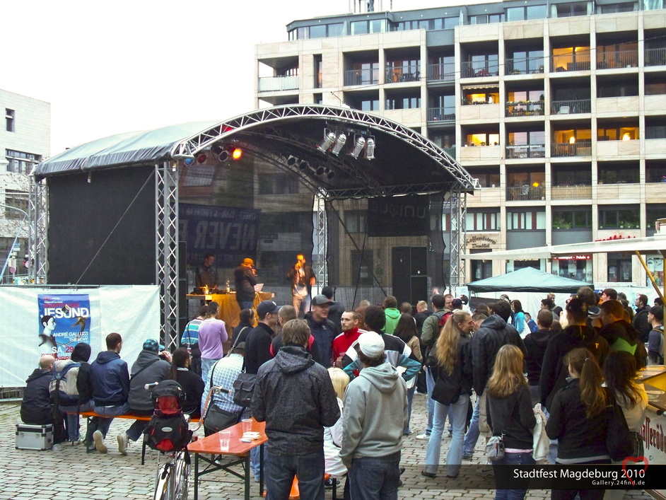 Vit-Armin B &amp; DJ Taip