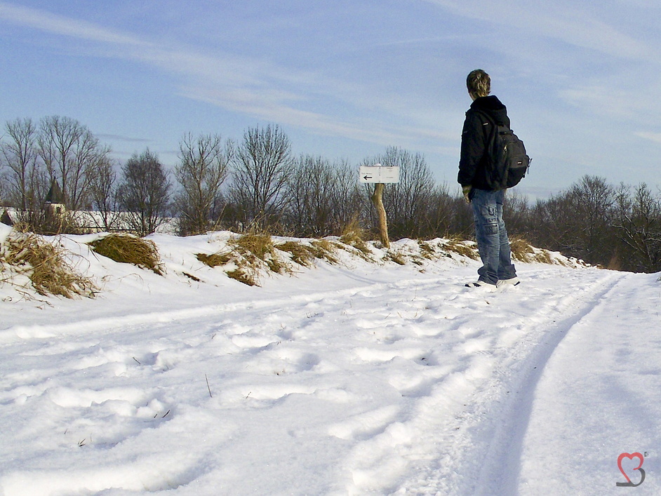 verschneiter Weg